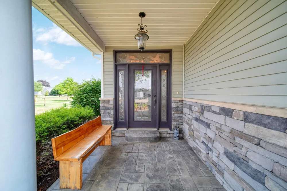 123 Grand Pointe Drive Brooklyn, MI 49230