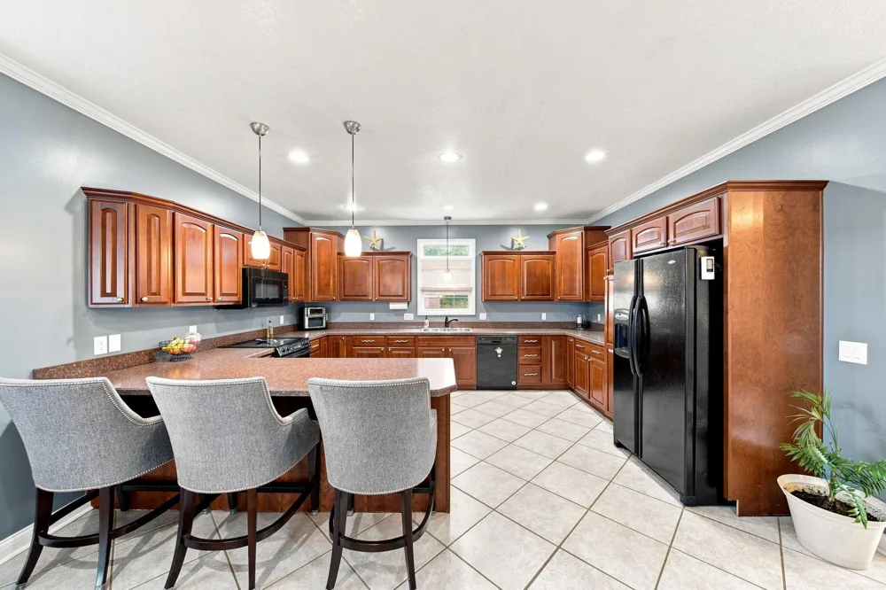 123 Grand Pointe Drive Brooklyn, MI 49230