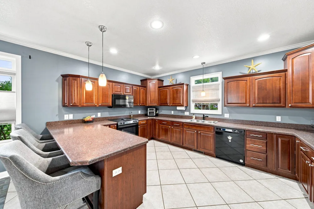123 Grand Pointe Drive Brooklyn, MI 49230
