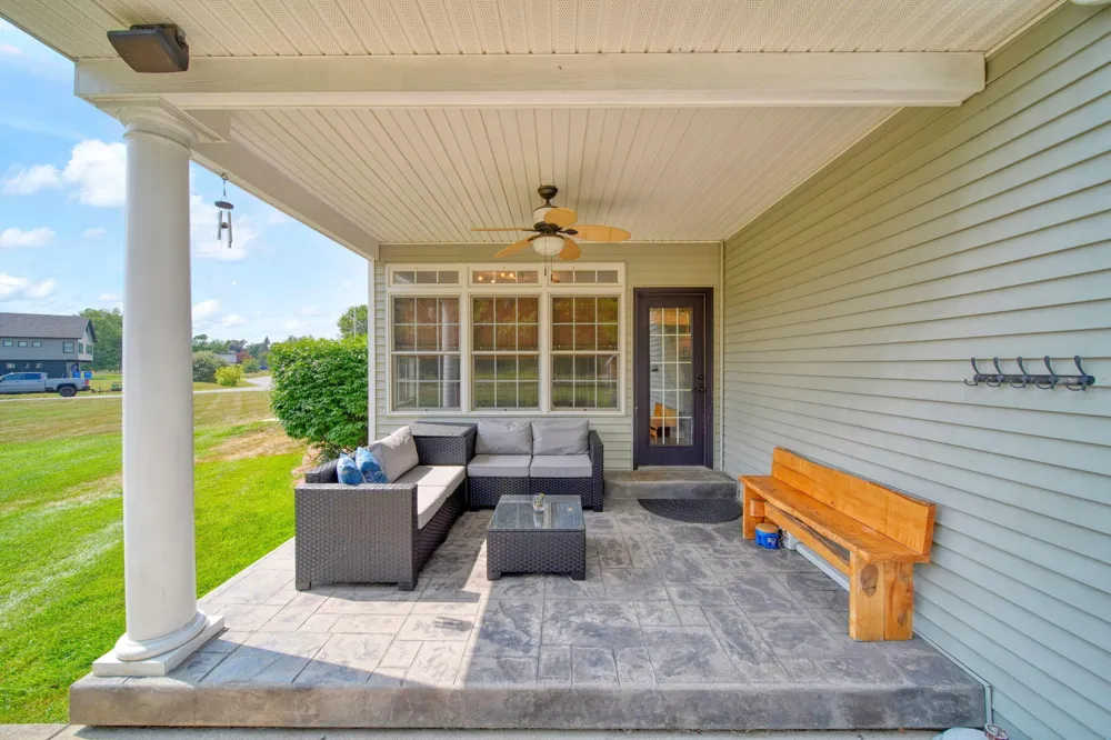 123 Grand Pointe Drive Brooklyn, MI 49230