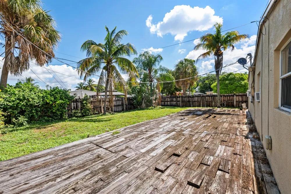 6103 SW 2ND STREET Margate, FL 33068
