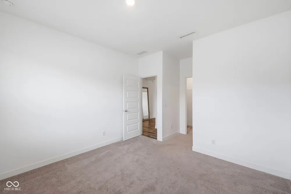 1258 Inverness Drive Avon, IN 46123