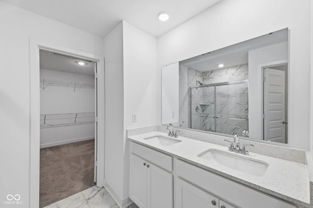 1258 Inverness Drive Avon, IN 46123