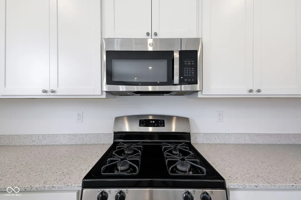 1258 Inverness Drive Avon, IN 46123
