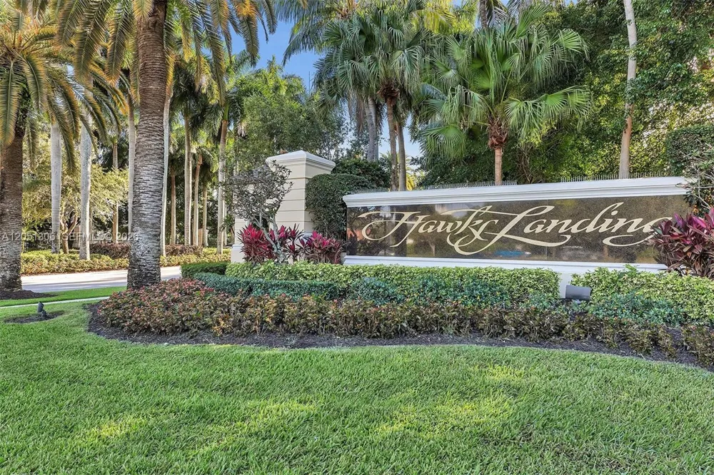 71 Snowy Owl Ter Plantation, FL 33324