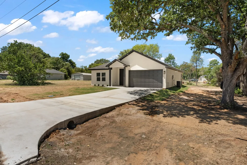 104 Clear Fork Street Gun Barrel City, TX 75156