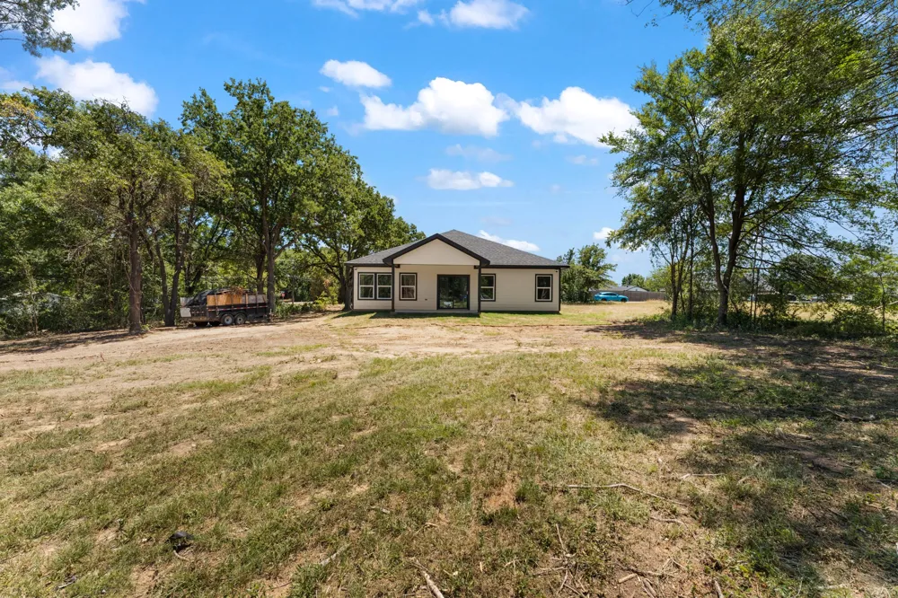 104 Clear Fork Street Gun Barrel City, TX 75156