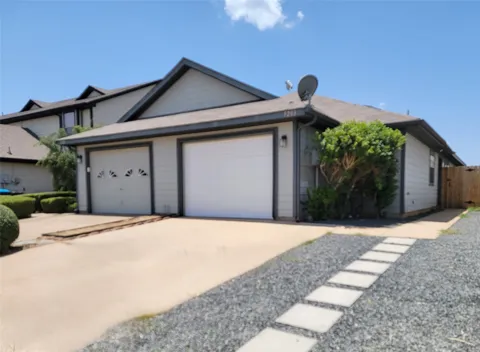 5203 Mountain Spring Trail