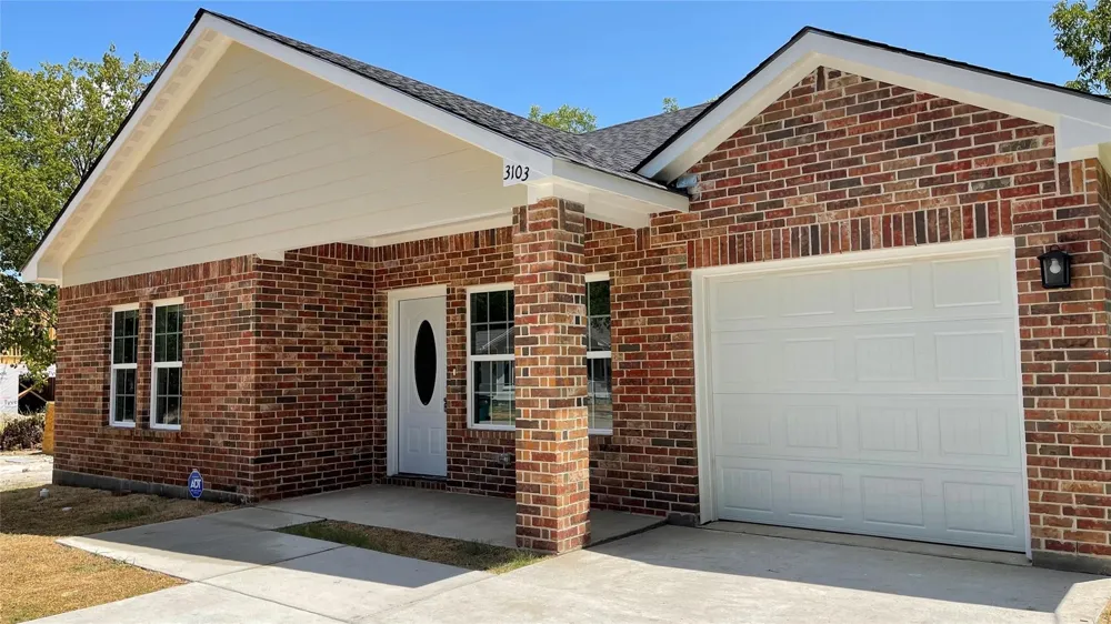 3103 Barling Street Greenville, TX 75401
