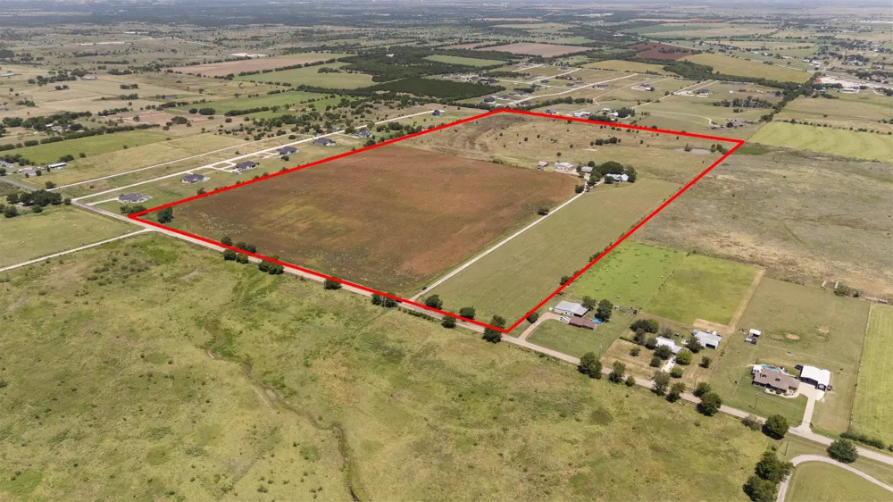 8648 County Road 1128 Godley, TX 76044