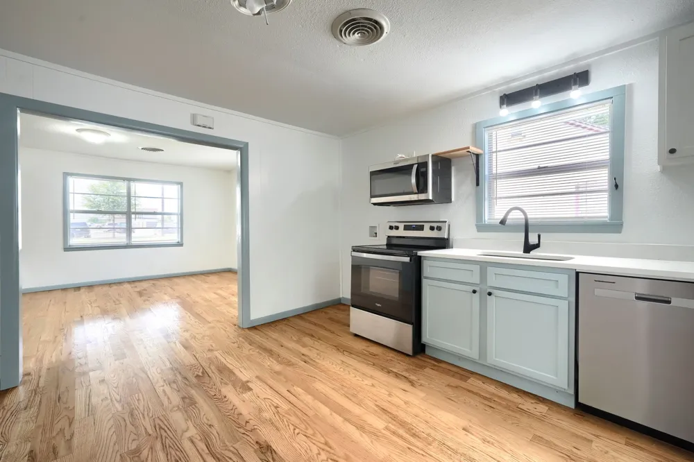 1802 Refinery Road Gainesville, TX 76240