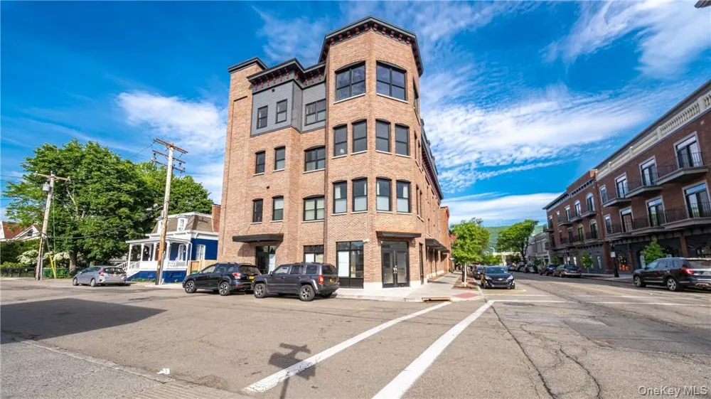 226 Main Street #301 Beacon, NY 12508