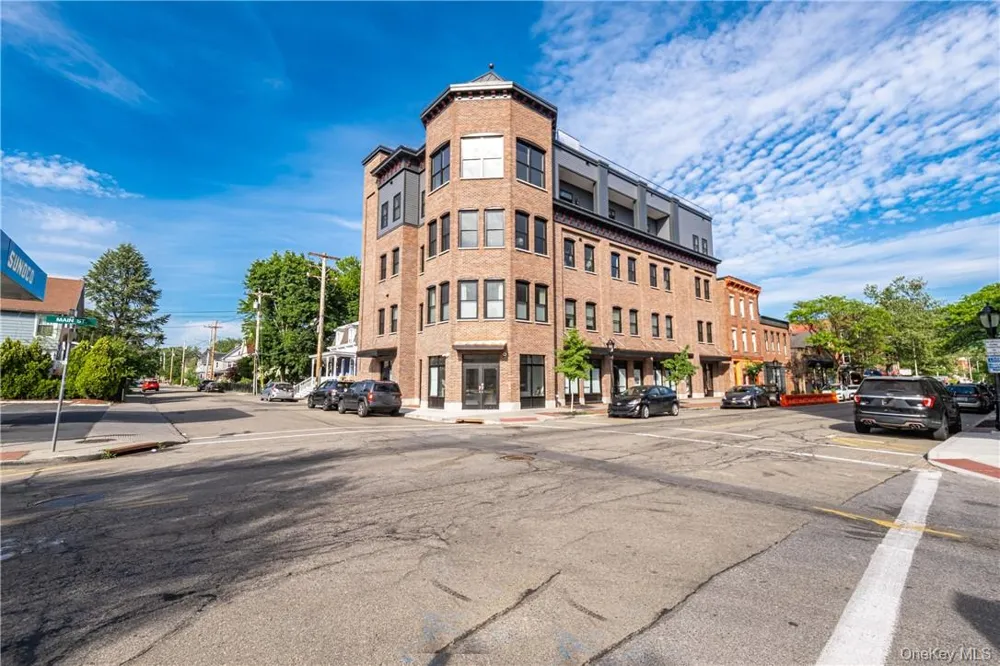 226 Main Street #301 Beacon, NY 12508