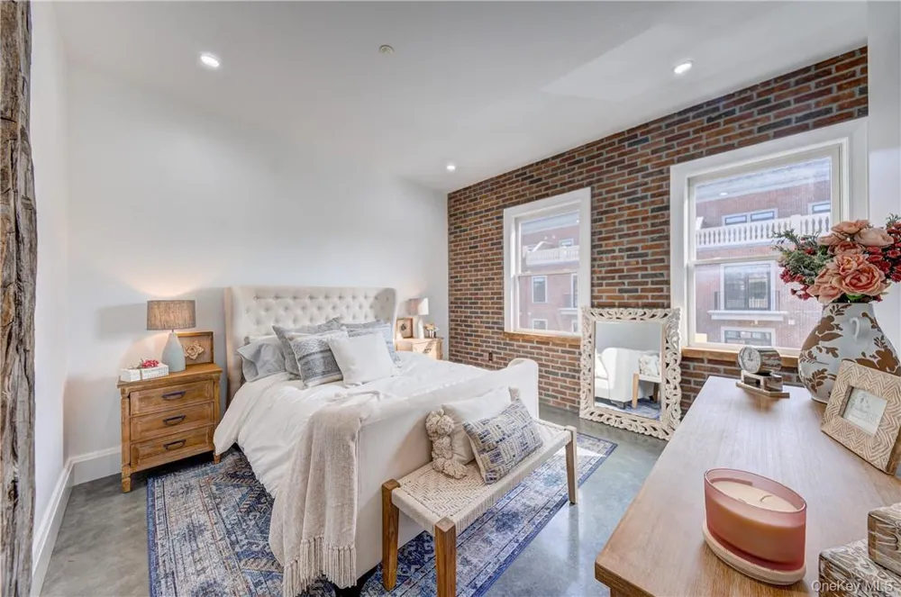 226 Main Street #301 Beacon, NY 12508