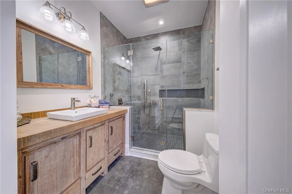 226 Main Street #301 Beacon, NY 12508