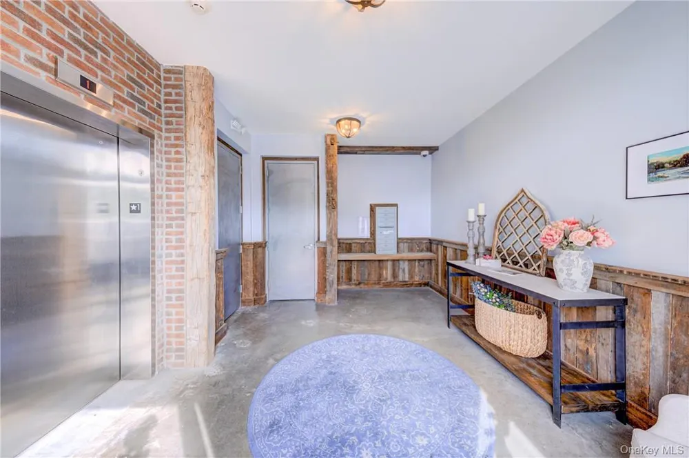 226 Main Street #301 Beacon, NY 12508