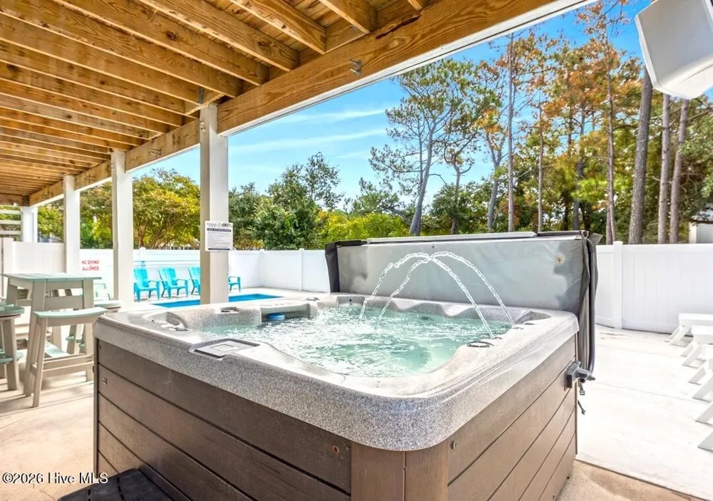 1036 Hampton Street Corolla, NC 27927