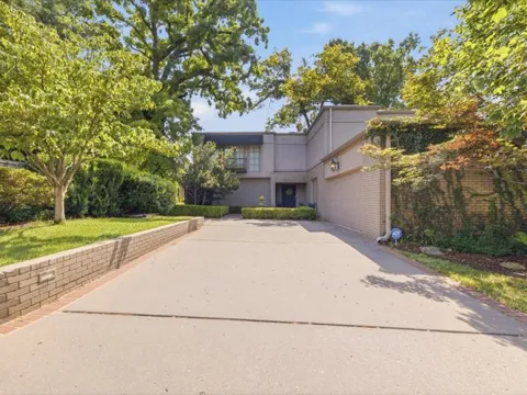 3111 S Quaker Road