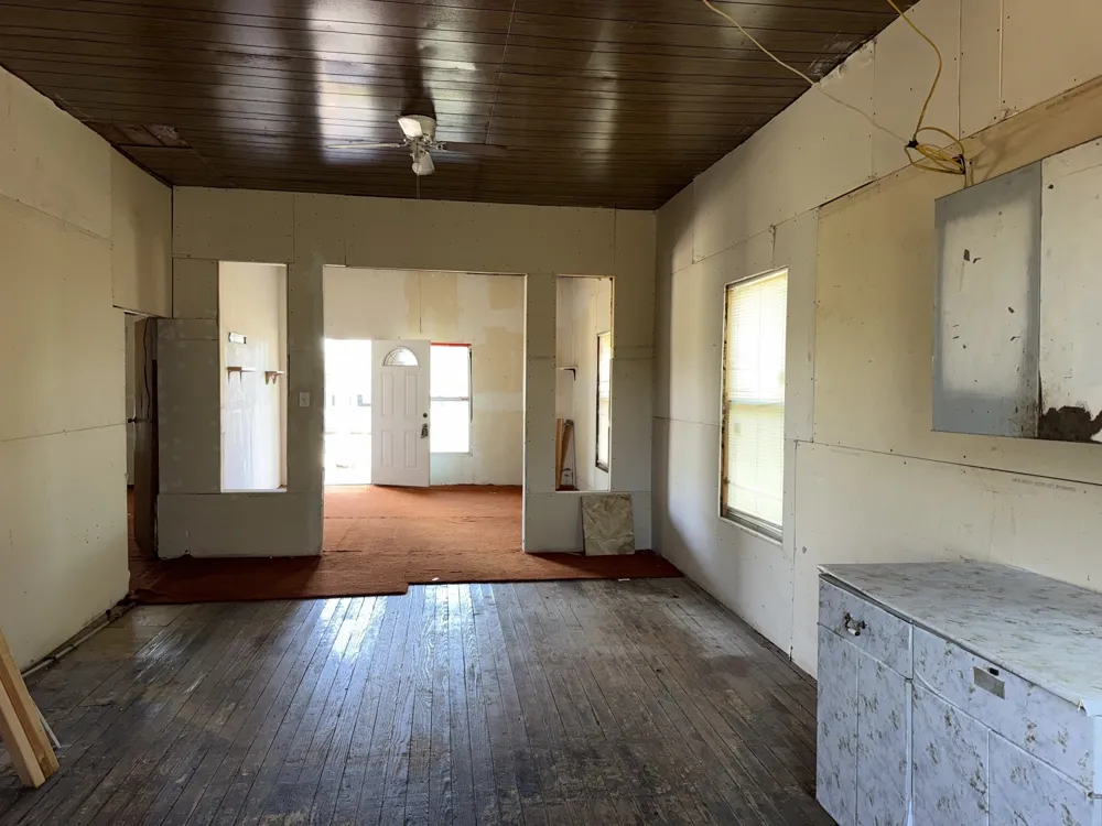 210 E Campbell Street Stamford, TX 79553