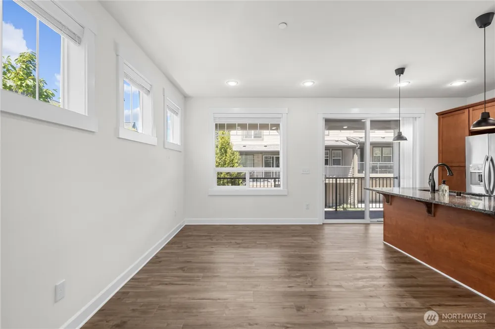 1382 Chelssea Walk NE Issaquah, WA 98029