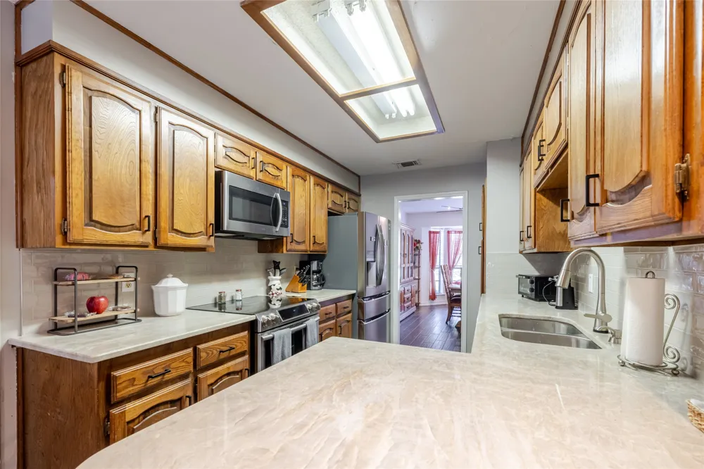 22 Greenbriar Street Mineral Wells, TX 76067