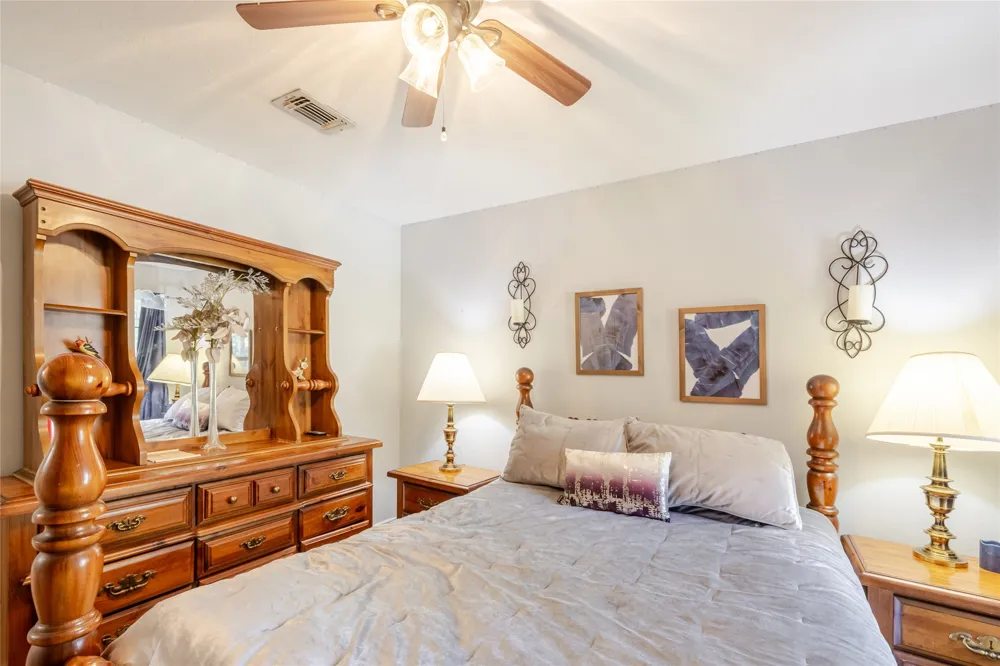22 Greenbriar Street Mineral Wells, TX 76067