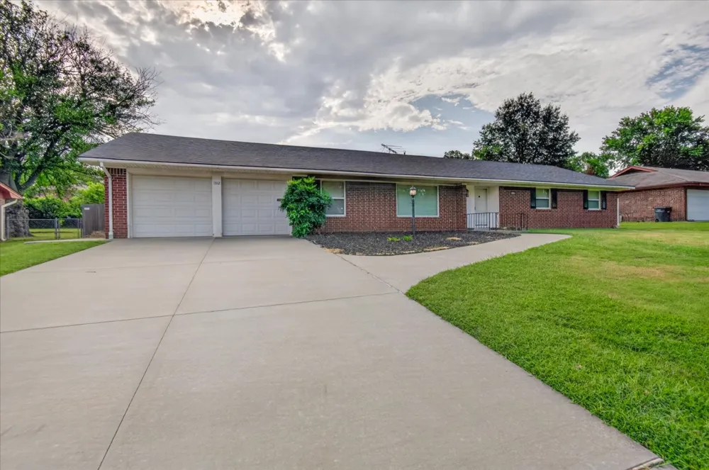 1312 Melmart Drive Bartlesville, OK 74006