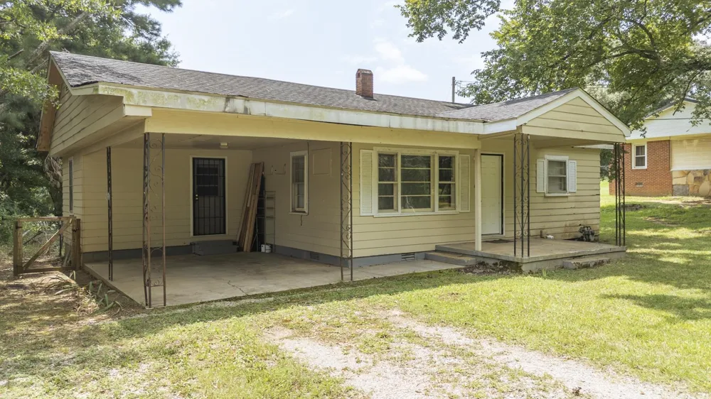 114 S PARKWAY AVE Bethel Springs, TN 38315