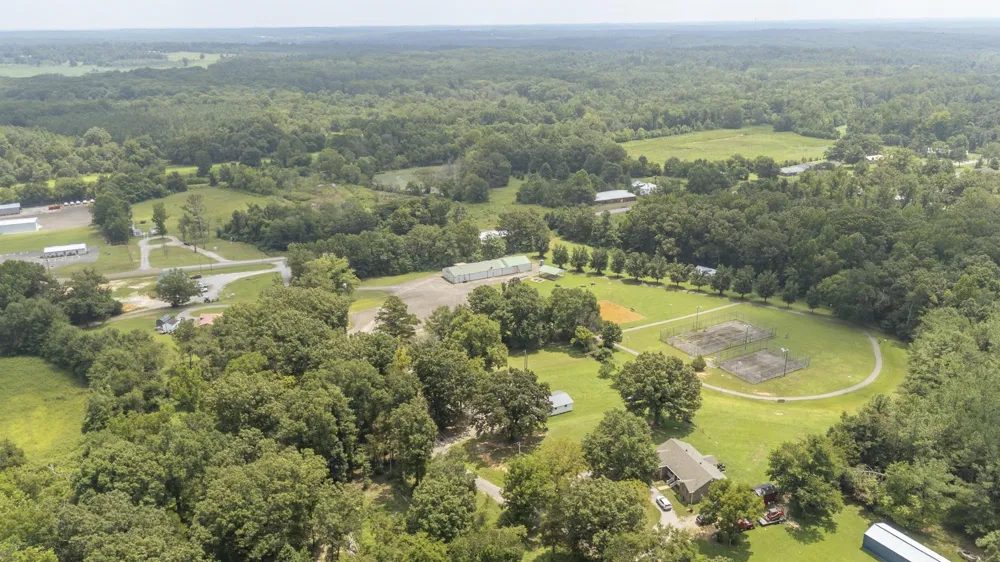 114 S PARKWAY AVE Bethel Springs, TN 38315