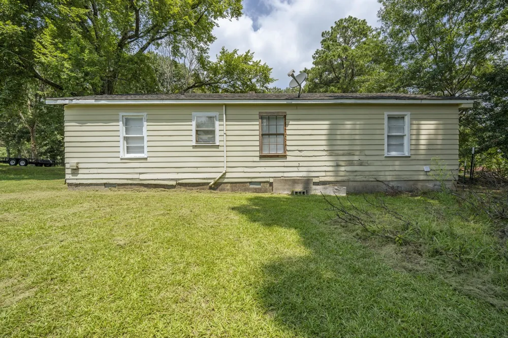 114 S PARKWAY AVE Bethel Springs, TN 38315