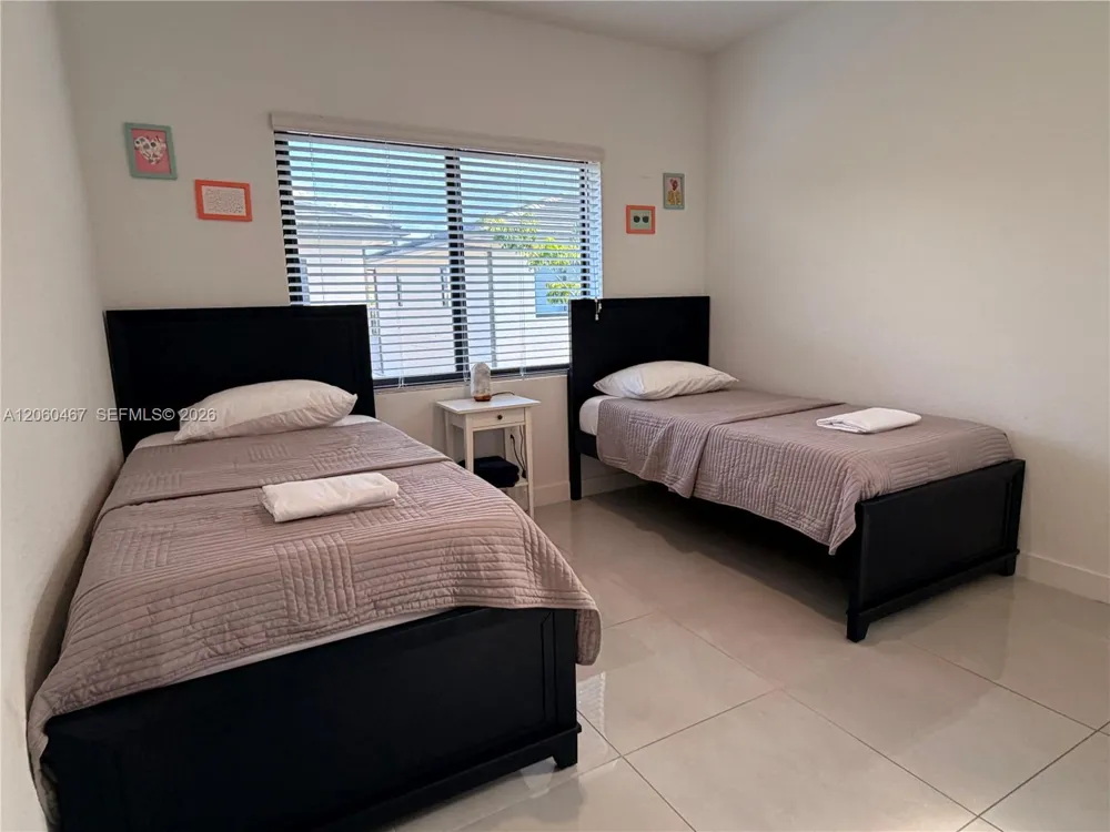 1163 NW 2nd St Florida City, FL 33034