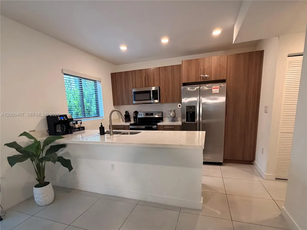 1163 NW 2nd St Florida City, FL 33034
