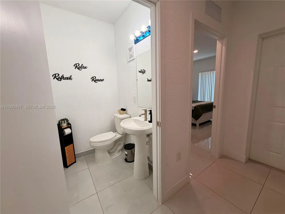 1163 NW 2nd St Florida City, FL 33034