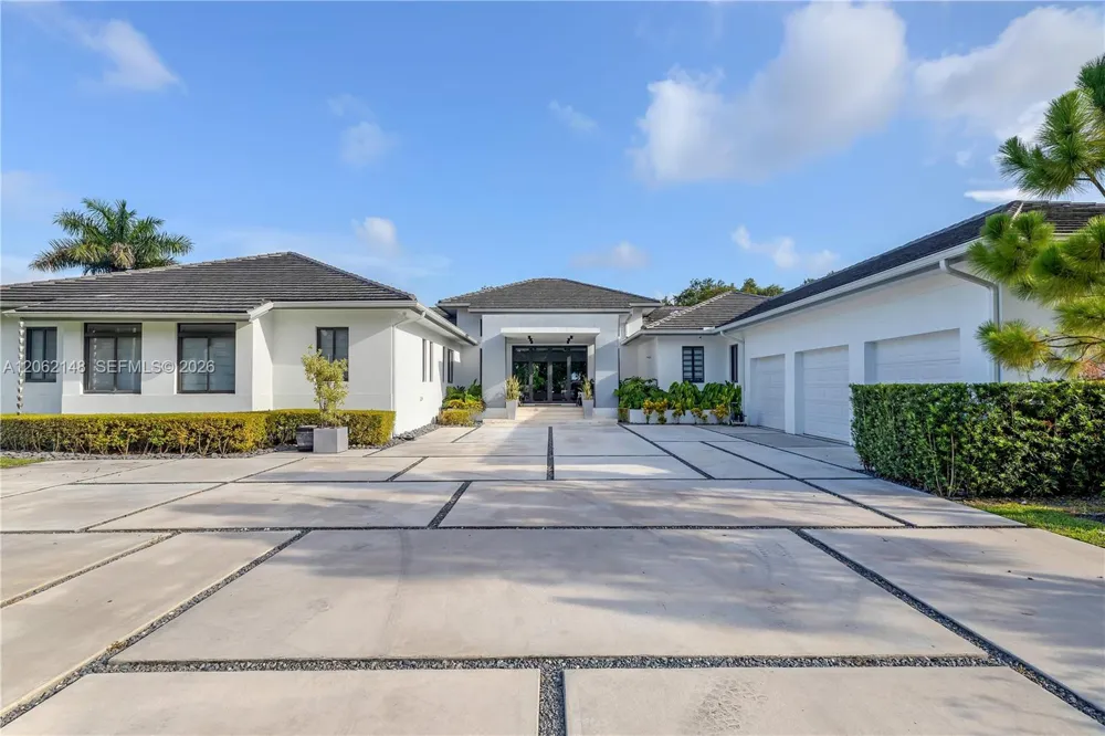 7830 SW 117th St Pinecrest, FL 33156