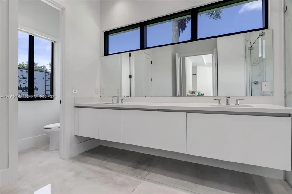 7830 SW 117th St Pinecrest, FL 33156