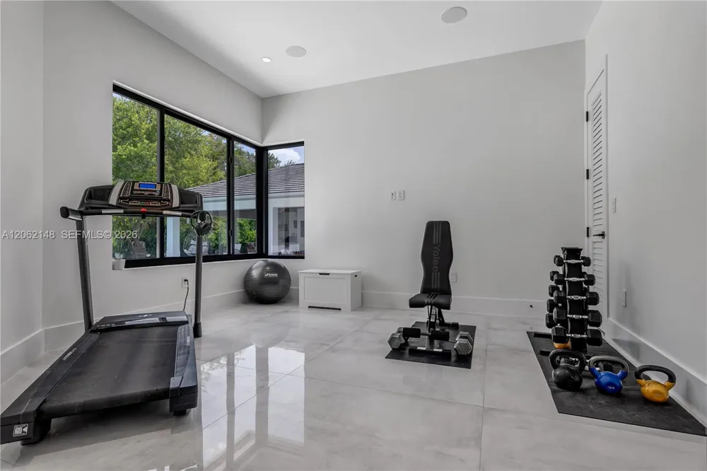 7830 SW 117th St Pinecrest, FL 33156