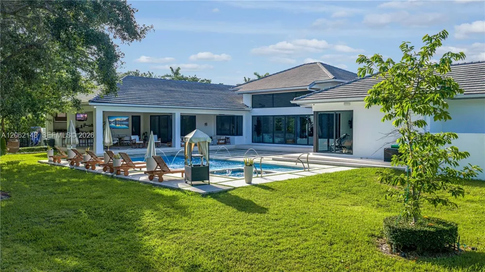 7830 SW 117th St Pinecrest, FL 33156