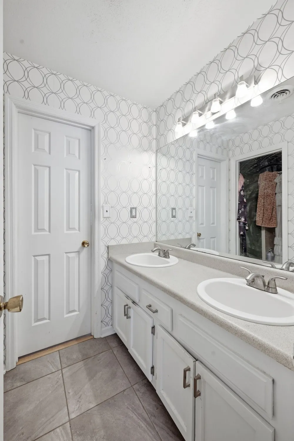 453 Claircrest Dr Antioch, TN 37013