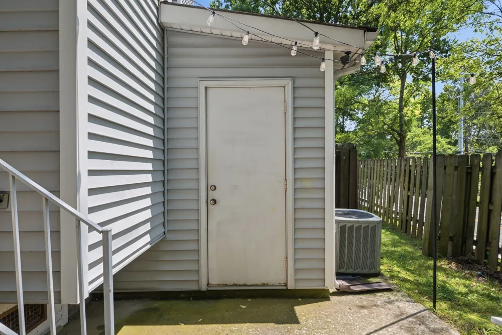 453 Claircrest Dr Antioch, TN 37013