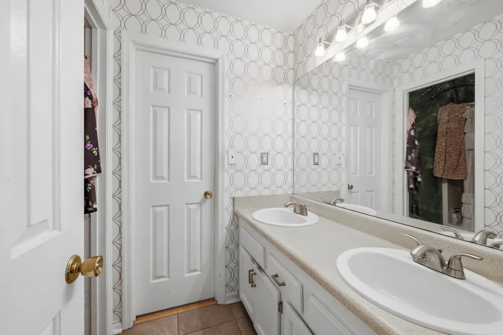 453 Claircrest Dr Antioch, TN 37013