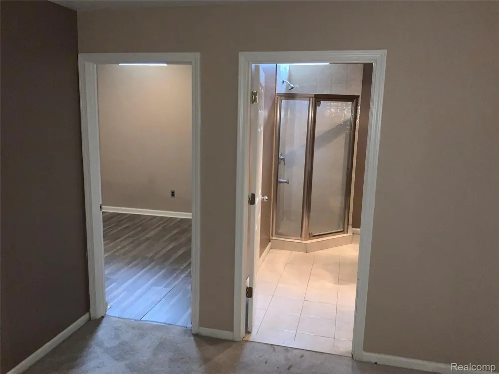 1028 MAYA COURT #Unit Troy City, MI 48085