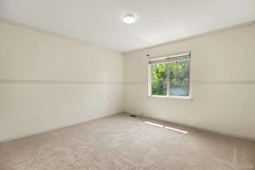 1028 MAYA COURT #Unit Troy City, MI 48085
