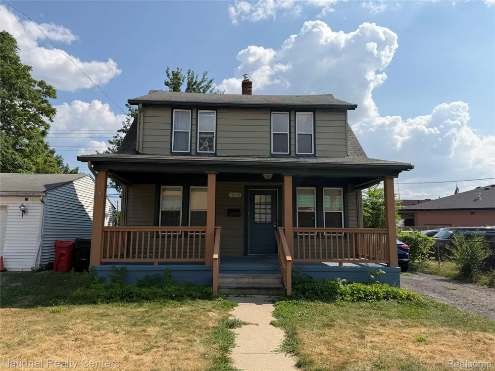 18168 Brohl Street Roseville City, MI 48066