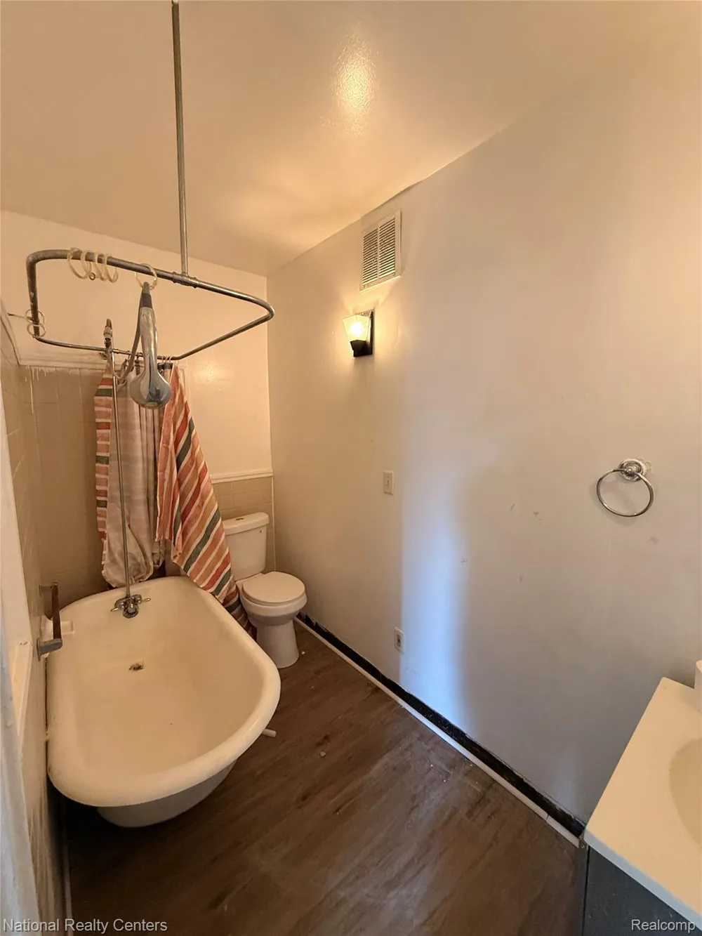 18168 Brohl Street Roseville City, MI 48066