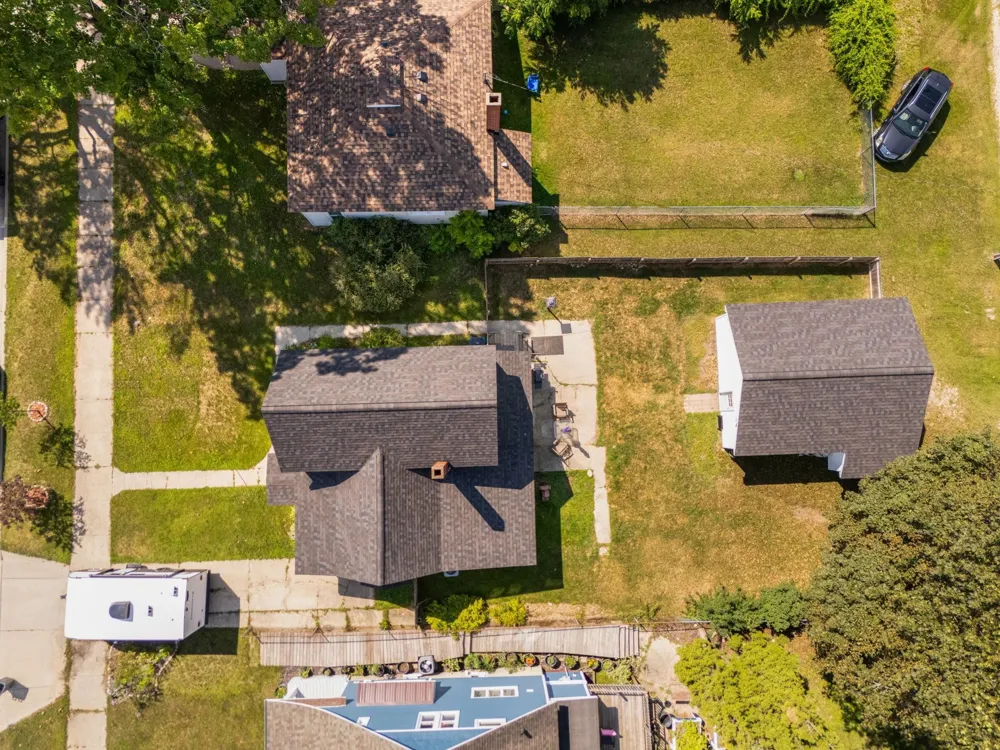 717 E Garfield Street Cadillac City, MI 49601