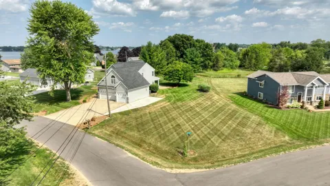 123 Grand Pointe Drive