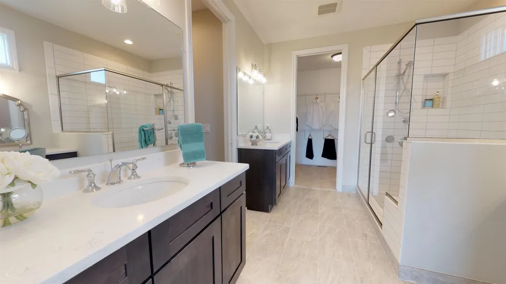 3292 Waldon Ridge Street Orion Charter Township, MI 48359