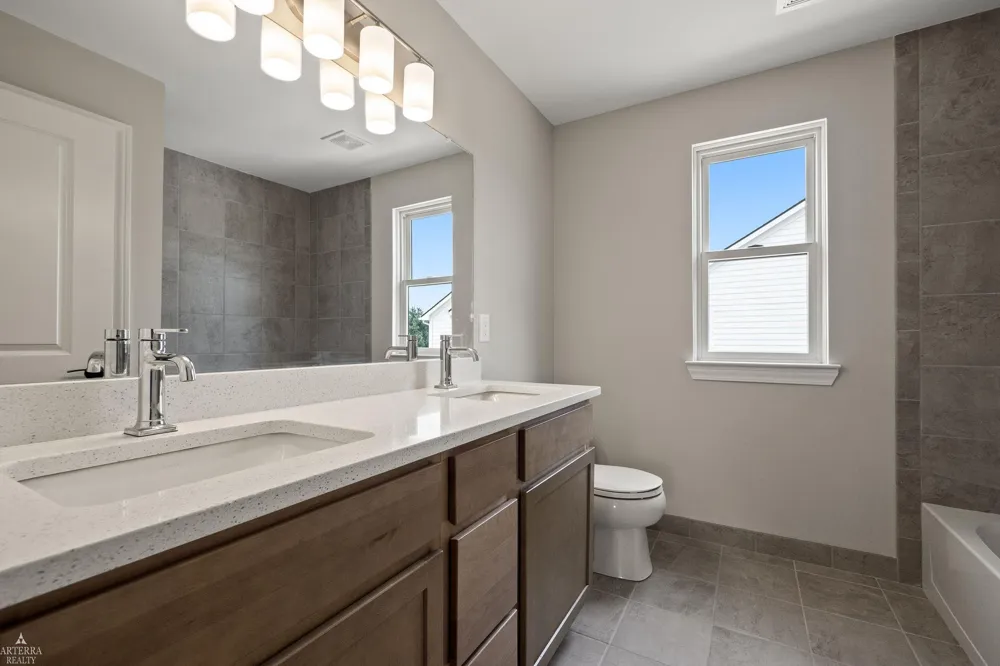 3243 Waldon Ridge Street Orion Charter Township, MI 48359