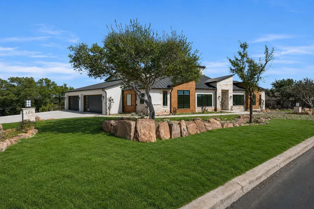 101 Silver Way Horseshoe Bay, TX 78657
