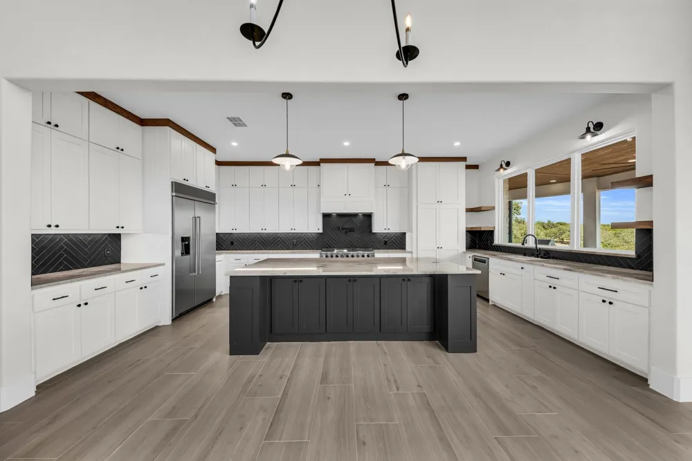 101 Silver Way Horseshoe Bay, TX 78657